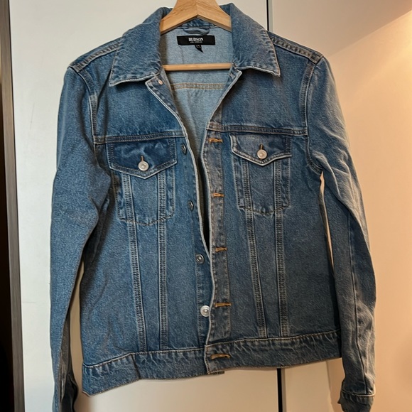 Ladies Brand New Hudson Jean Jacket - Picture 1 of 8